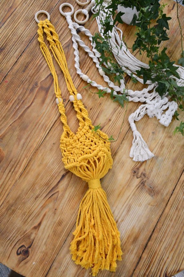 Macramé závesný držiak na kvetináč Žltý